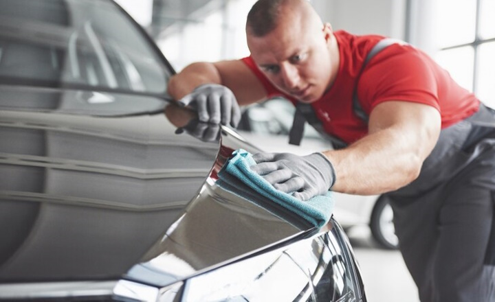 How Auto Ceramic Coating Helps Maintain Your Car's Shine